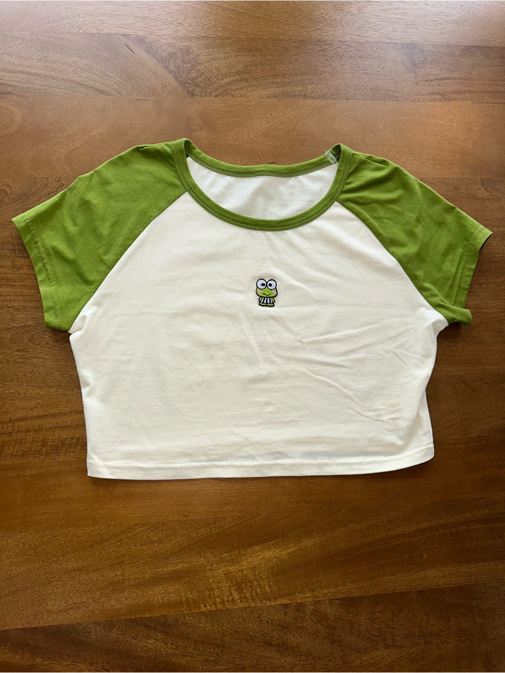 Keroppi Sanrio, Hello Kitty T-Shirt